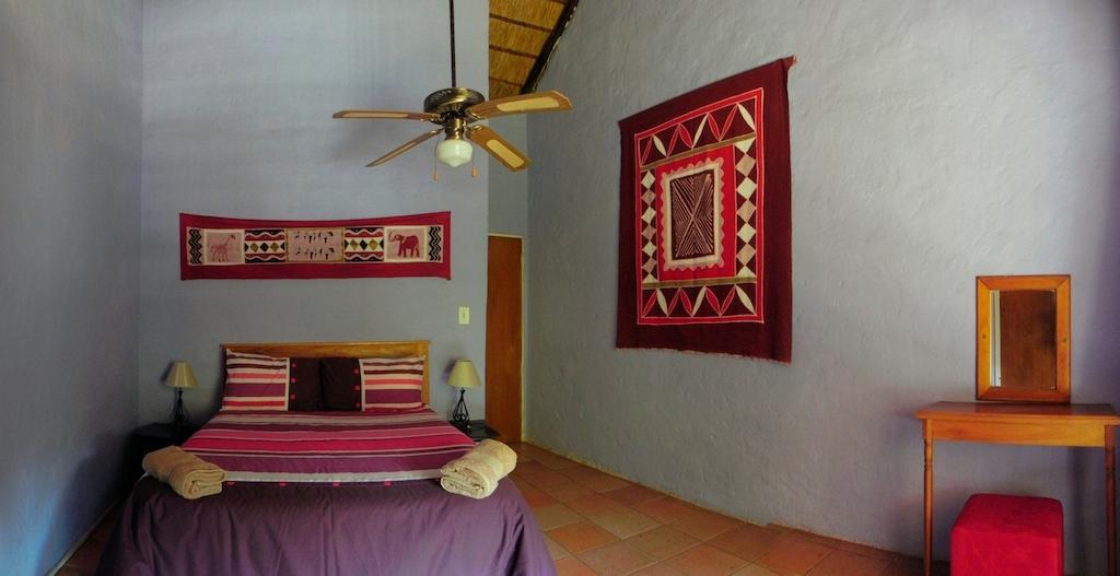 Kwambali Riverside Lodge Хейзивю Стая снимка