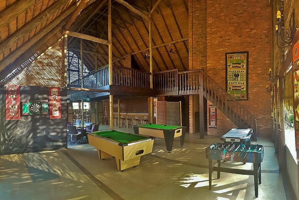 Kwambali Riverside Lodge Хейзивю Екстериор снимка