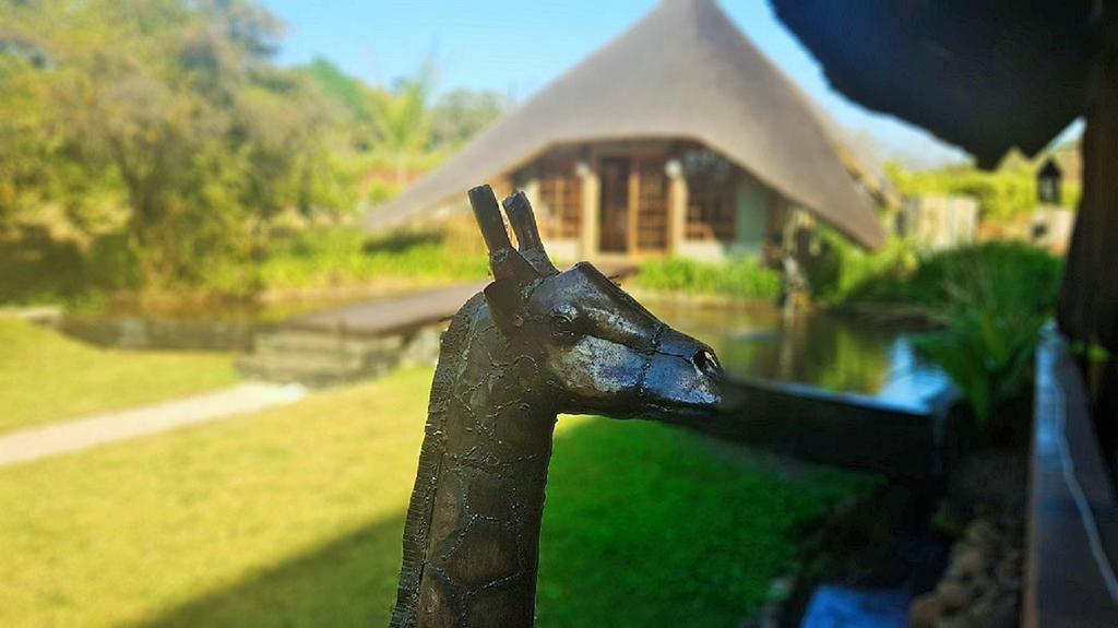 Kwambali Riverside Lodge Хейзивю Екстериор снимка