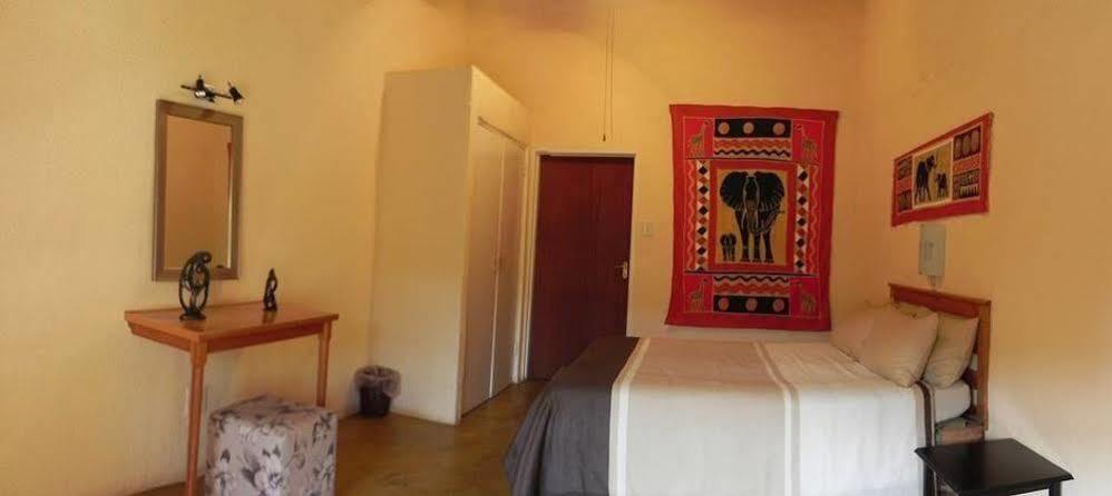 Kwambali Riverside Lodge Хейзивю Екстериор снимка